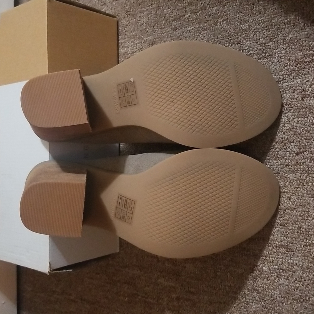 Call It Spring Tauge Block Heel Size 10 - image 5